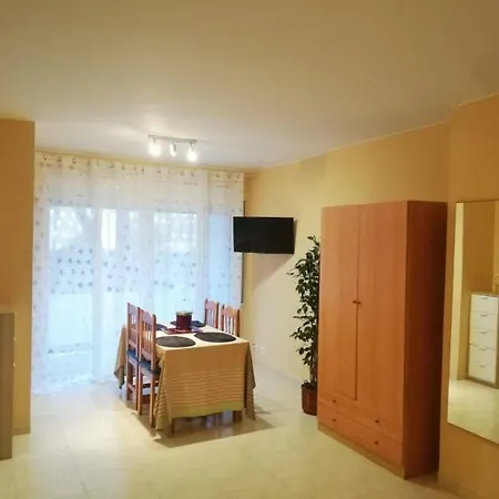 Apartment Апартаменты В Минуте От Пляжа На Фаналсе В Ллорет Де Мар